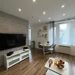 Le 2 - Tres Beau T3 1er Etage Confort, Neuf, Centre - Stationnement Gratuit *