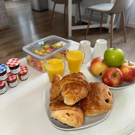 شقة # Le 2 # Tres Beau T3 1er Etage Confort, Neuf, Centre *