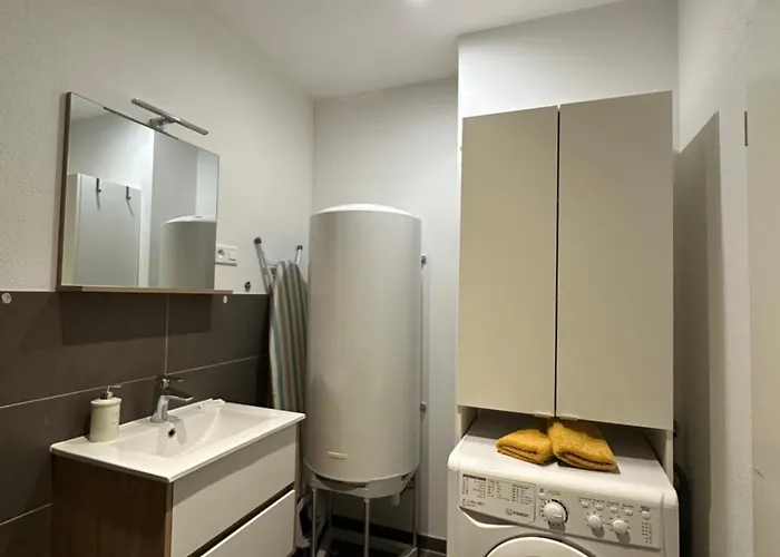 Appartement # Le 2 # Très Beau T3 1er étage Confort, Neuf, Centre